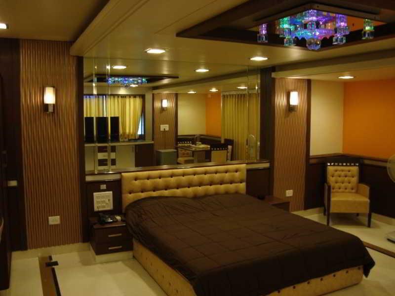 Hotel Manama Mumbai Exteriör bild