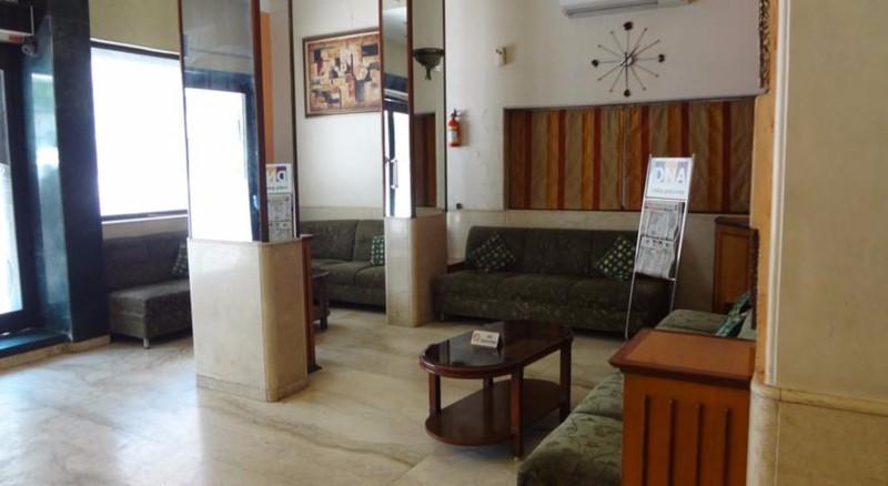 Hotel Manama Mumbai Exteriör bild